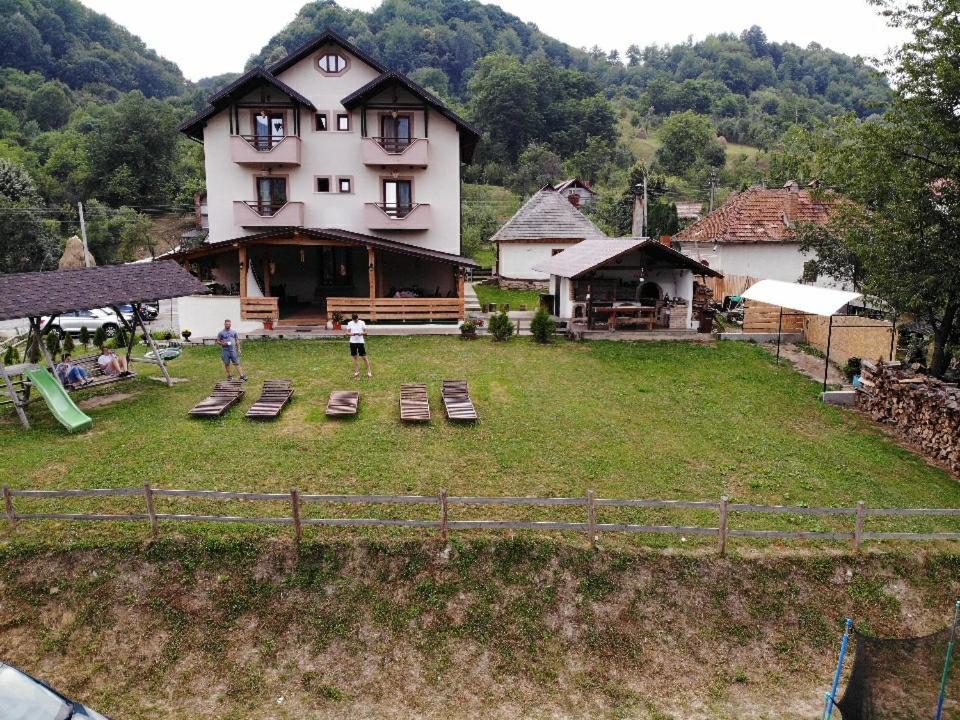Heaven Guesthouse Corbeni Extérieur photo